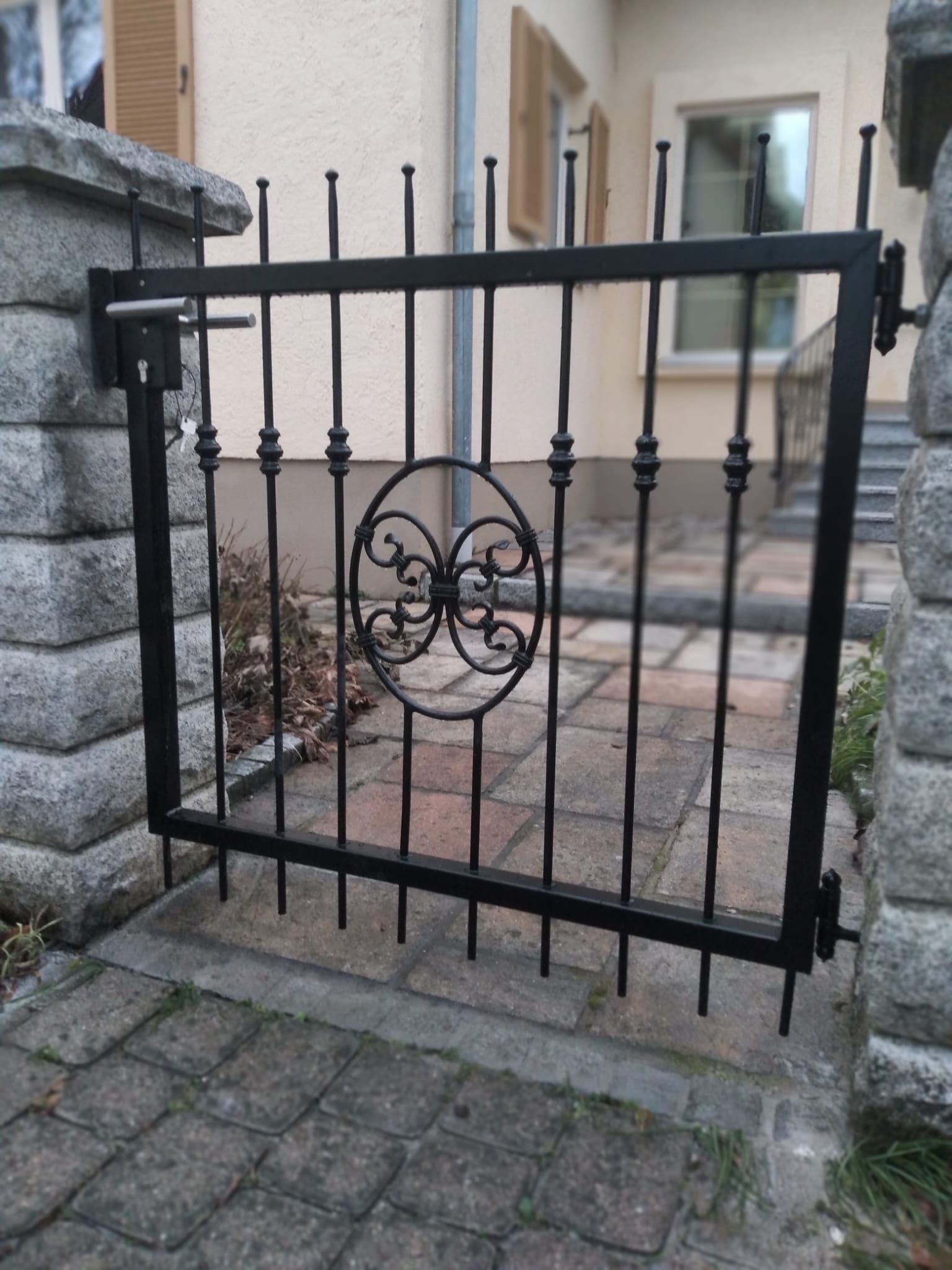 Zaun fertig montiert